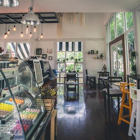 Hug Inn Phrae Zewnętrze zdjęcie